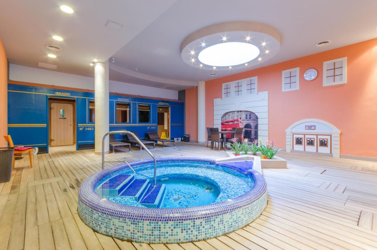 Hunguest Hotel Aqua Sol Hajduszoboszlo Exterior foto